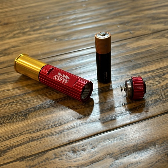 NWTF Shotgun Shell LED Flashlight - Picture 7 of 8